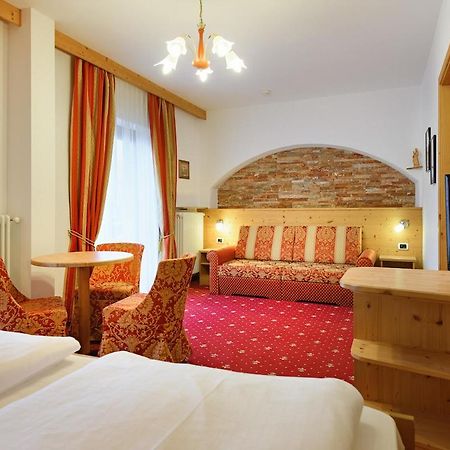 Hotel Ronce أورتيسايْ المظهر الخارجي الصورة
